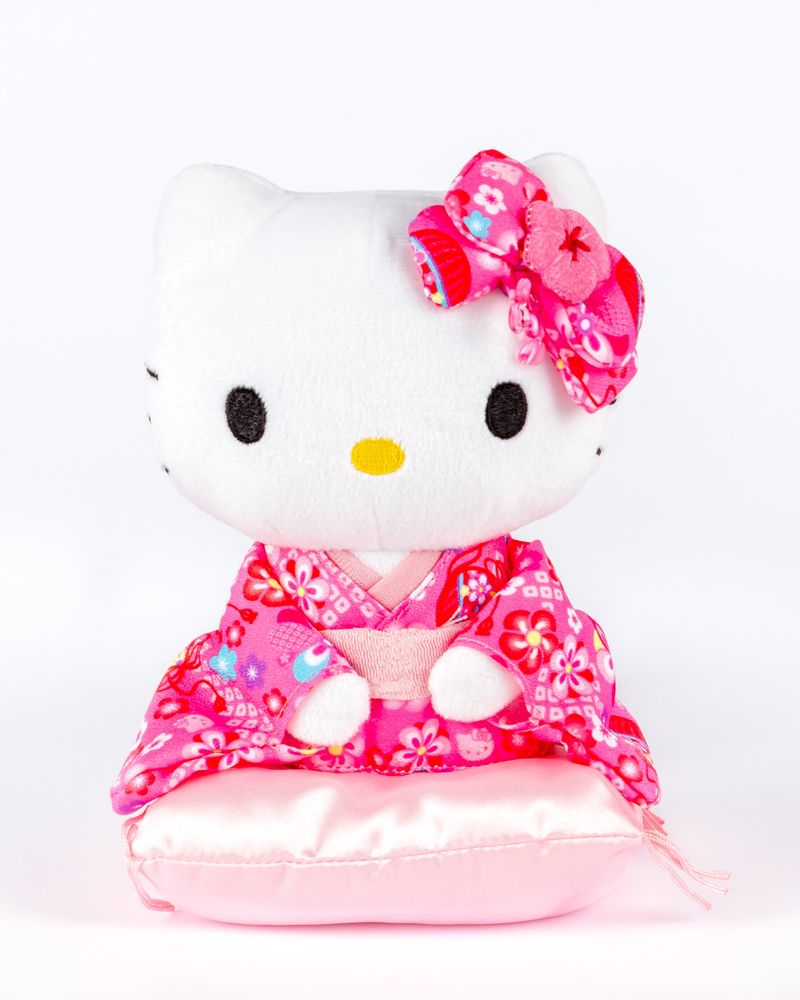 Мягкая игрушка Hello Kitty на подушечке Sanrio разноцветная 24 см 970051